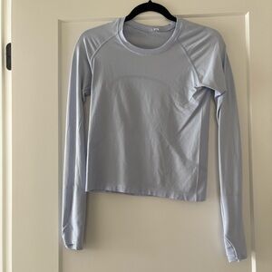 Light purple lululemon top